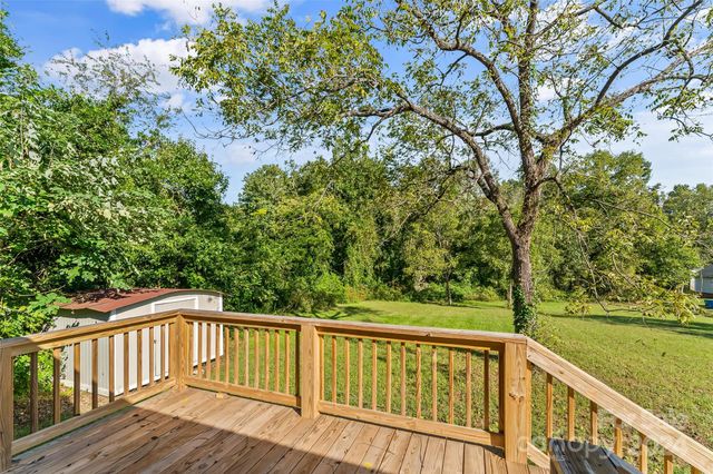 2523 Kool Park Road NE, Hickory, NC 28601
