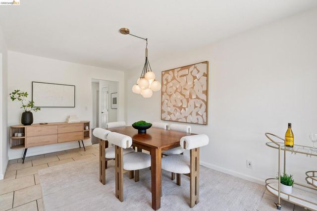 133 Aster Ct, Hercules, CA 94547