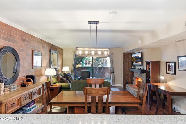 950 Park Avenue 111, Park City, UT 84060