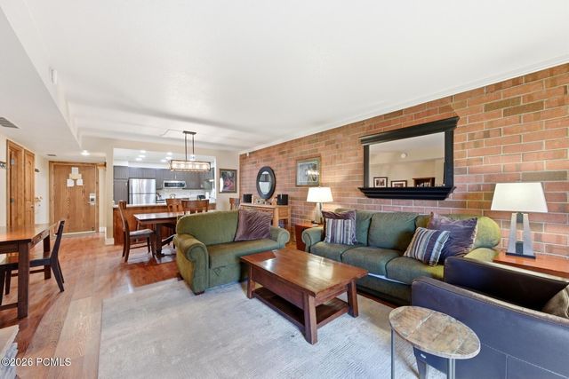 950 Park Avenue 111, Park City, UT 84060