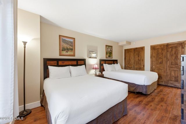 950 Park Avenue 111, Park City, UT 84060