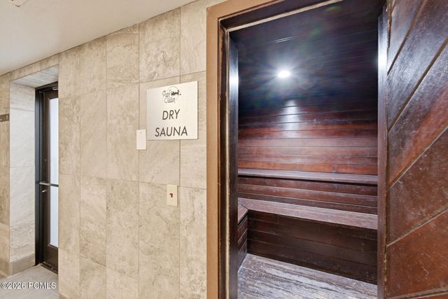 950 Park Avenue 111, Park City, UT 84060