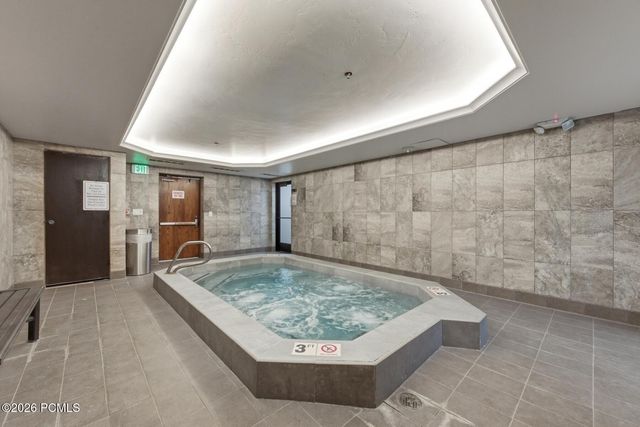 950 Park Avenue 111, Park City, UT 84060