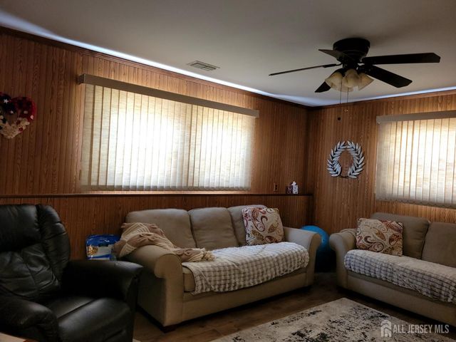 62 Pinho Avenue, Carteret, NJ 07008