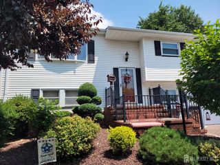 62 Pinho Avenue, Carteret, NJ 07008