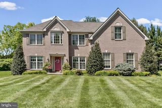 19 BRADLEY DR, Wilmington, DE 19803
