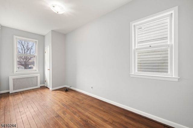 16 Loretta St, Clifton City, NJ 07011