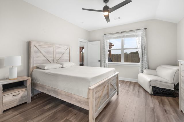 7632 Thunder River Road, Fort Worth, TX 76120