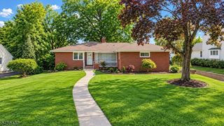99 Prospect St, Somerville Boro, NJ 08876