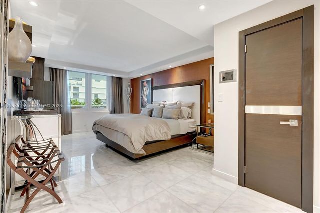 2301 Collins Avenue 307, Miami Beach, FL 33139