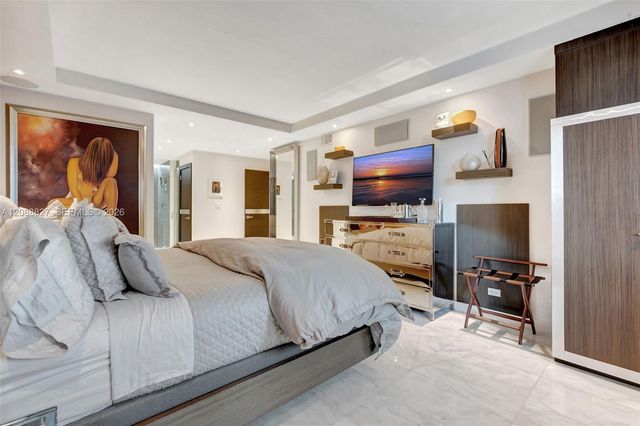2301 Collins Avenue 307, Miami Beach, FL 33139