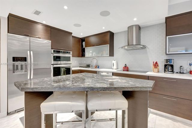 2301 Collins Avenue 307, Miami Beach, FL 33139