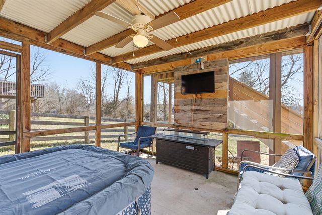 305 Corbitt Drive, Wilmore, KY 40390