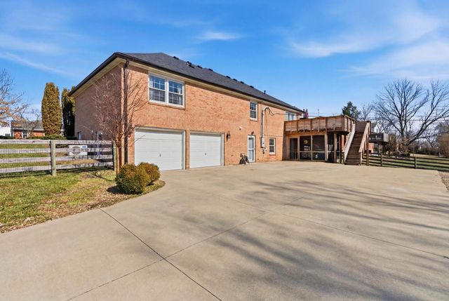 305 Corbitt Drive, Wilmore, KY 40390