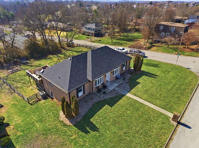 305 Corbitt Drive, Wilmore, KY 40390