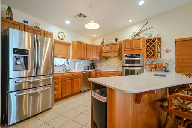 564 Sombrero Beach Road, Marathon, FL 33050