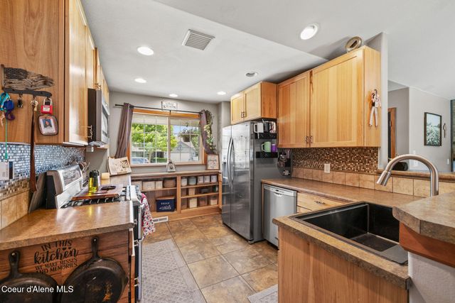 15383 N Vernon ST, Rathdrum, ID 83858