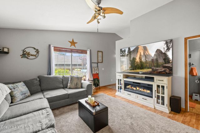 15383 N Vernon ST, Rathdrum, ID 83858