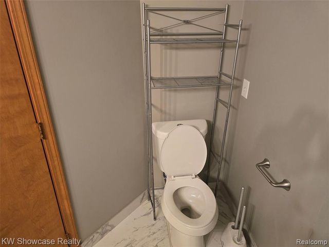 42289 Saratoga Circle, Canton, MI 48187