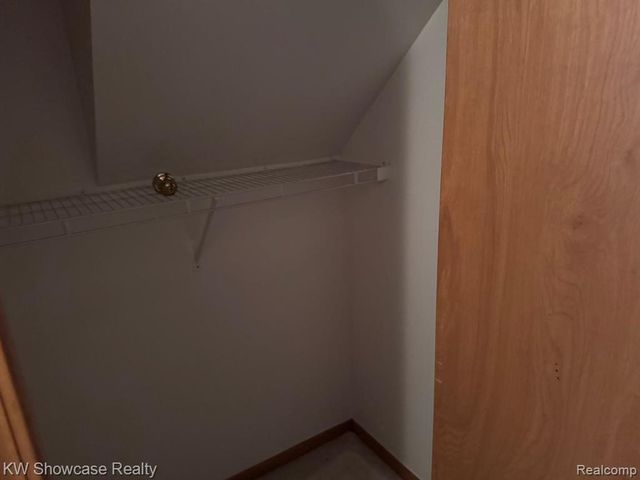 42289 Saratoga Circle, Canton, MI 48187