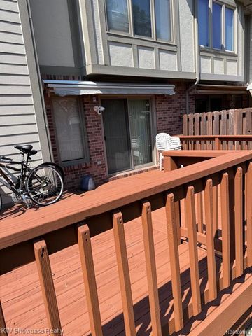 42289 Saratoga Circle, Canton, MI 48187