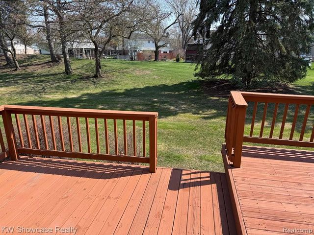 42289 Saratoga Circle, Canton, MI 48187
