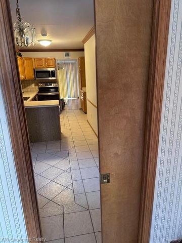 42289 Saratoga Circle, Canton, MI 48187