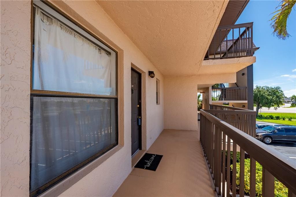 1999 KINGS HIGHWAY 134B, Port Charlotte, FL 33980