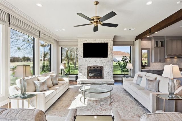 5202 Bourrone, Bryan, TX 77802