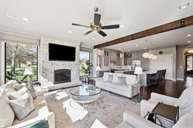 5202 Bourrone, Bryan, TX 77802