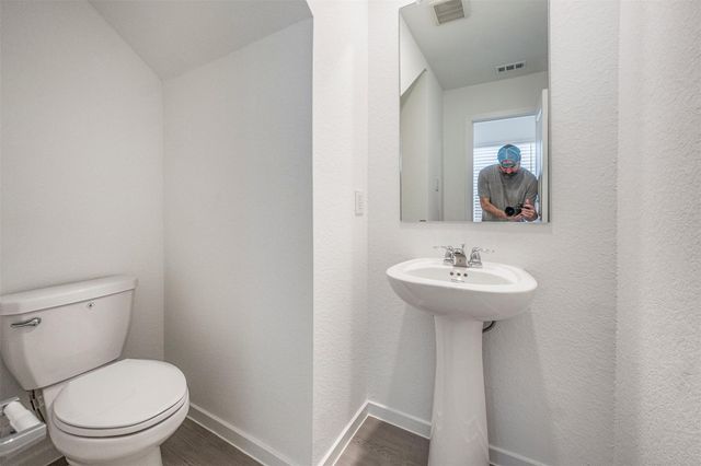 919 Pertuso Lane, Huffman, TX 77336