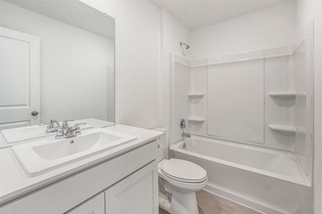 919 Pertuso Lane, Huffman, TX 77336