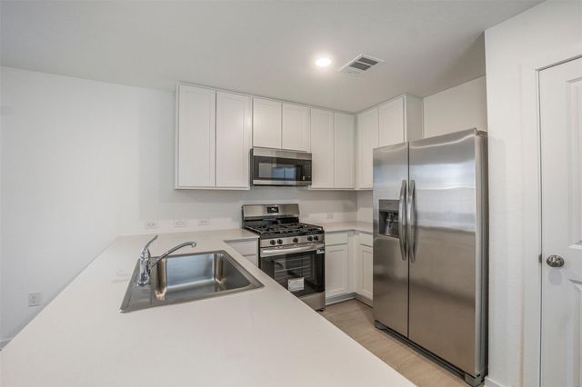 919 Pertuso Lane, Huffman, TX 77336