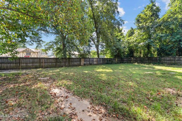 3827 P S Drive, Meridian, MS 39305