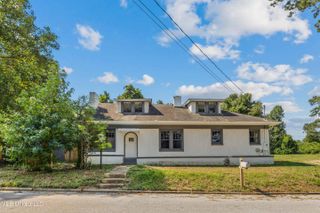 3827 P S Drive, Meridian, MS 39305