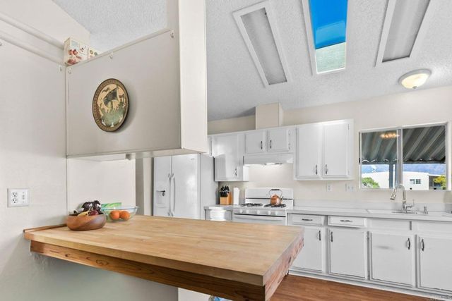 13162 Highway 8 Business 200, El Cajon, CA 92021