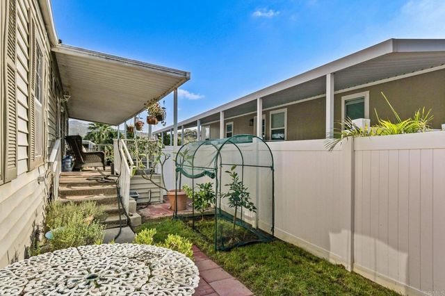 13162 Highway 8 Business 200, El Cajon, CA 92021