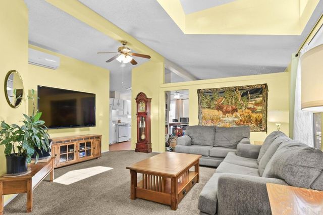 13162 Highway 8 Business 200, El Cajon, CA 92021