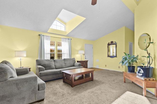 13162 Highway 8 Business 200, El Cajon, CA 92021