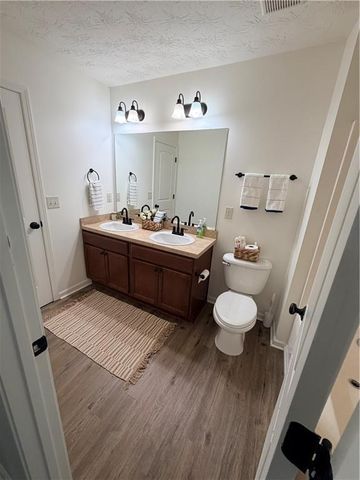 4 Willow Trace Drive, Phenix City, AL 36869