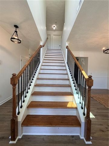 4 Willow Trace Drive, Phenix City, AL 36869