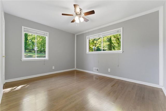 1100 Vonda Lane, Mableton, GA 30126