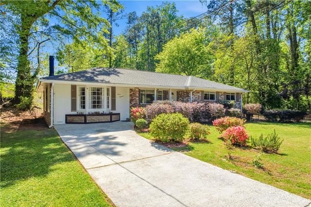 1100 Vonda Lane, Mableton, GA 30126