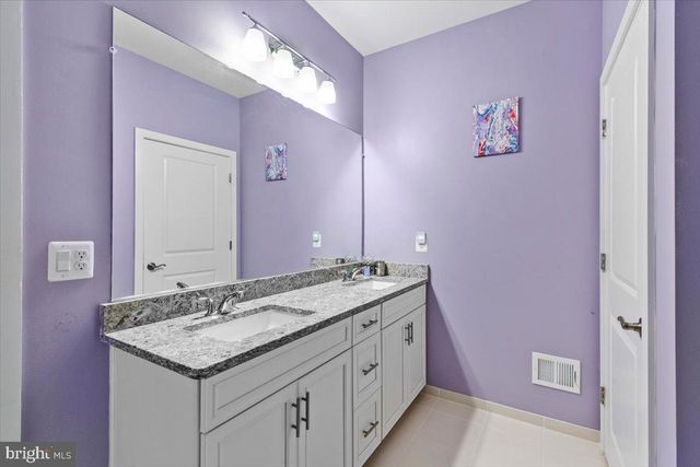 6137 OLIVET DR, Alexandria, VA 22315