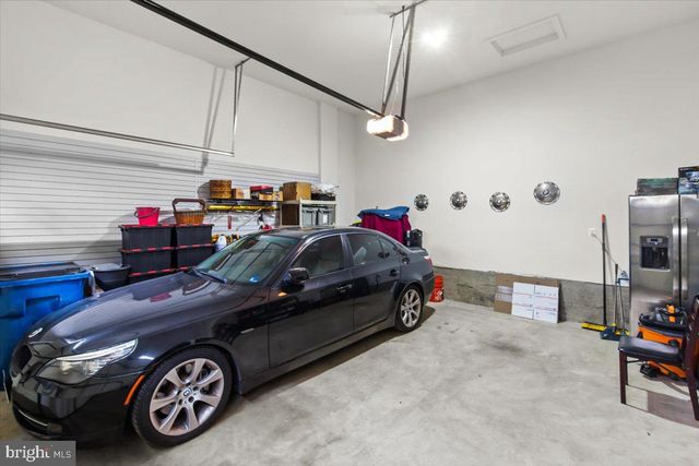6137 OLIVET DR, Alexandria, VA 22315