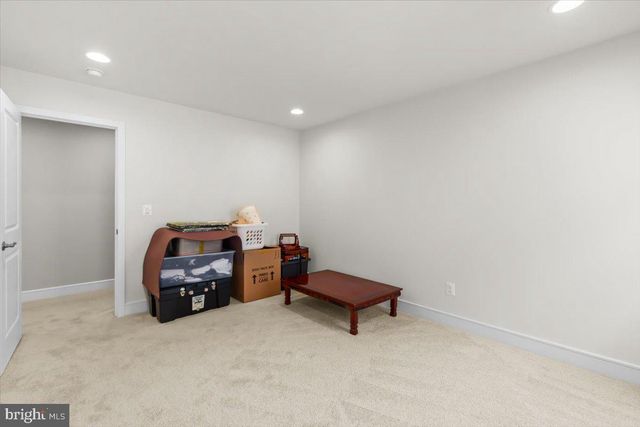 6137 OLIVET DR, Alexandria, VA 22315