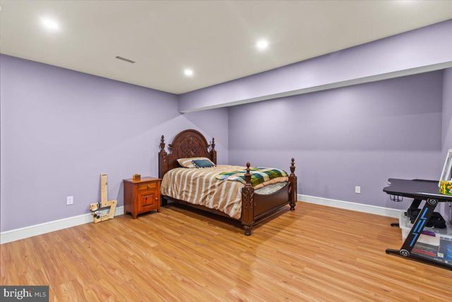 6137 OLIVET DR, Alexandria, VA 22315