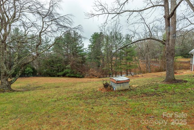 657 Old Fort Road, Fairview, NC 28730
