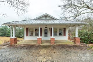 657 Old Fort Road, Fairview, NC 28730