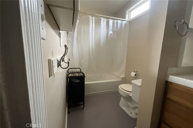 515 Neville, Hanford, CA 93230